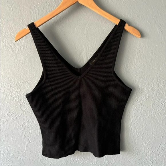House of Harlow 1960, ribbed, cropped, tank, black, size large - Picture 1 of 7